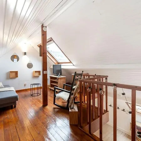 Cosy Penthouse In City Center Apartament